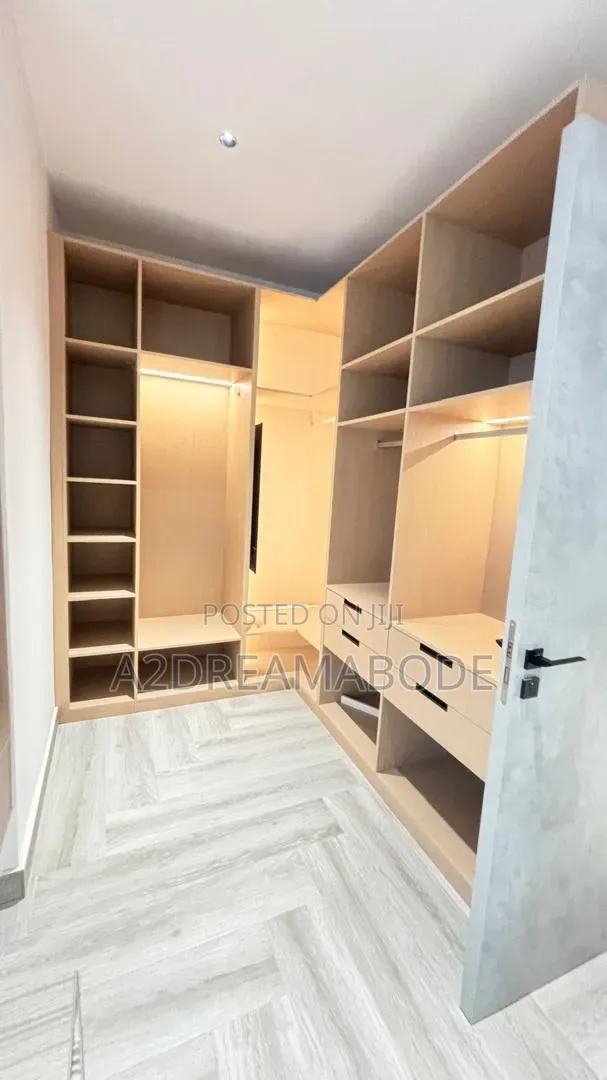 4bdrm Maisonette in Ikoyi, Gerard Road for sale in Gerard Road