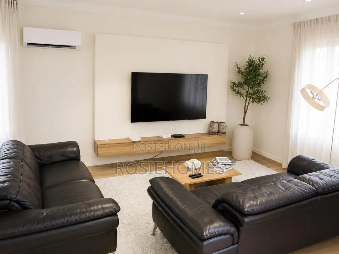 Furnished 4bdrm Duplex in Parkview for rent in Parkview Estate