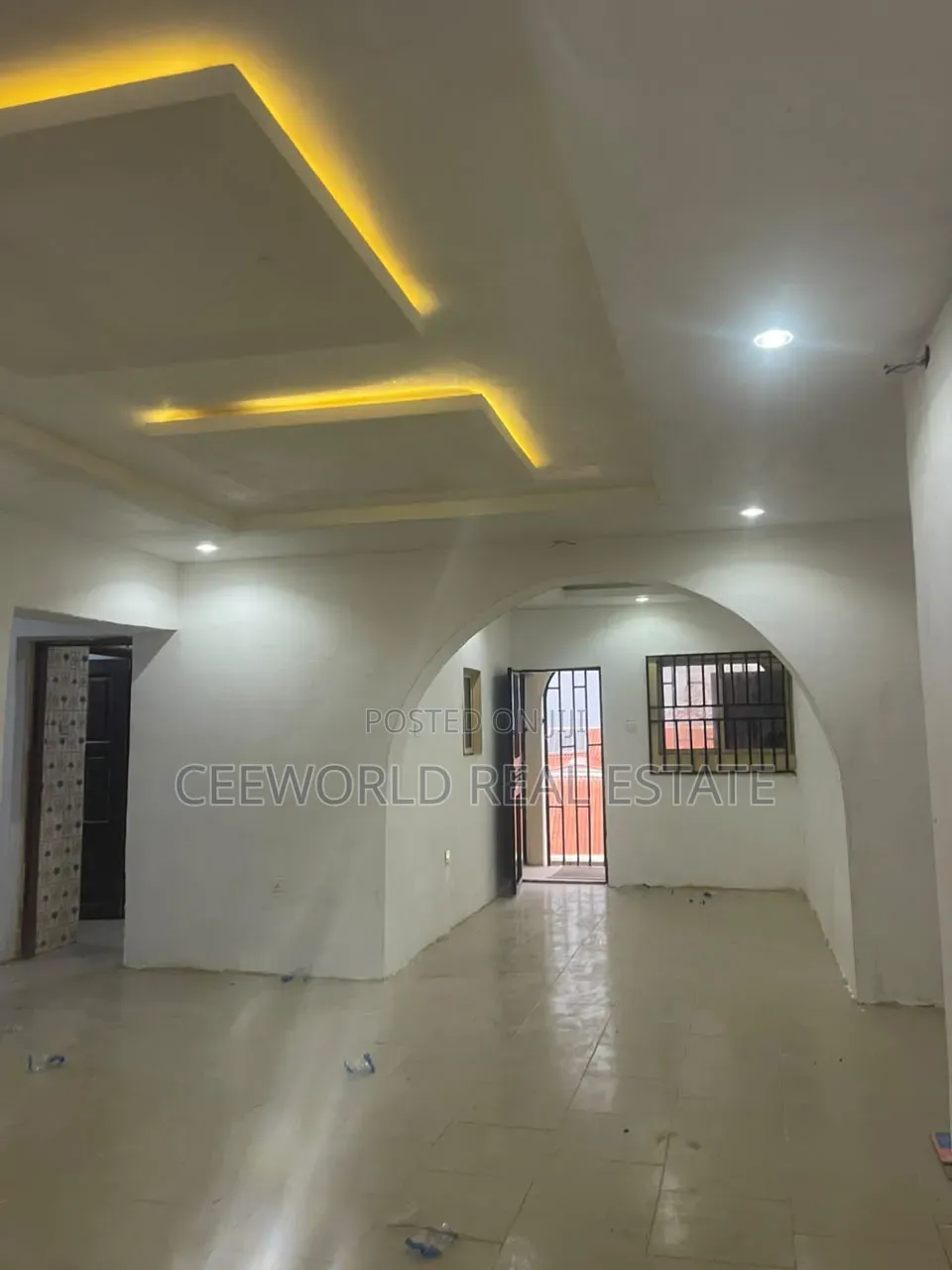 3bdrm Apartment in Isokan Estate Akobo for rent in Akobo