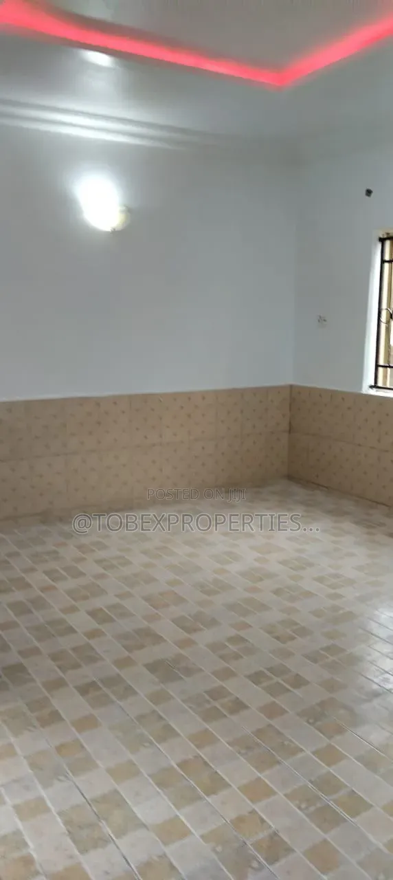 Furnished 1bdrm Apartment in Old Karu Site for rent in Karu