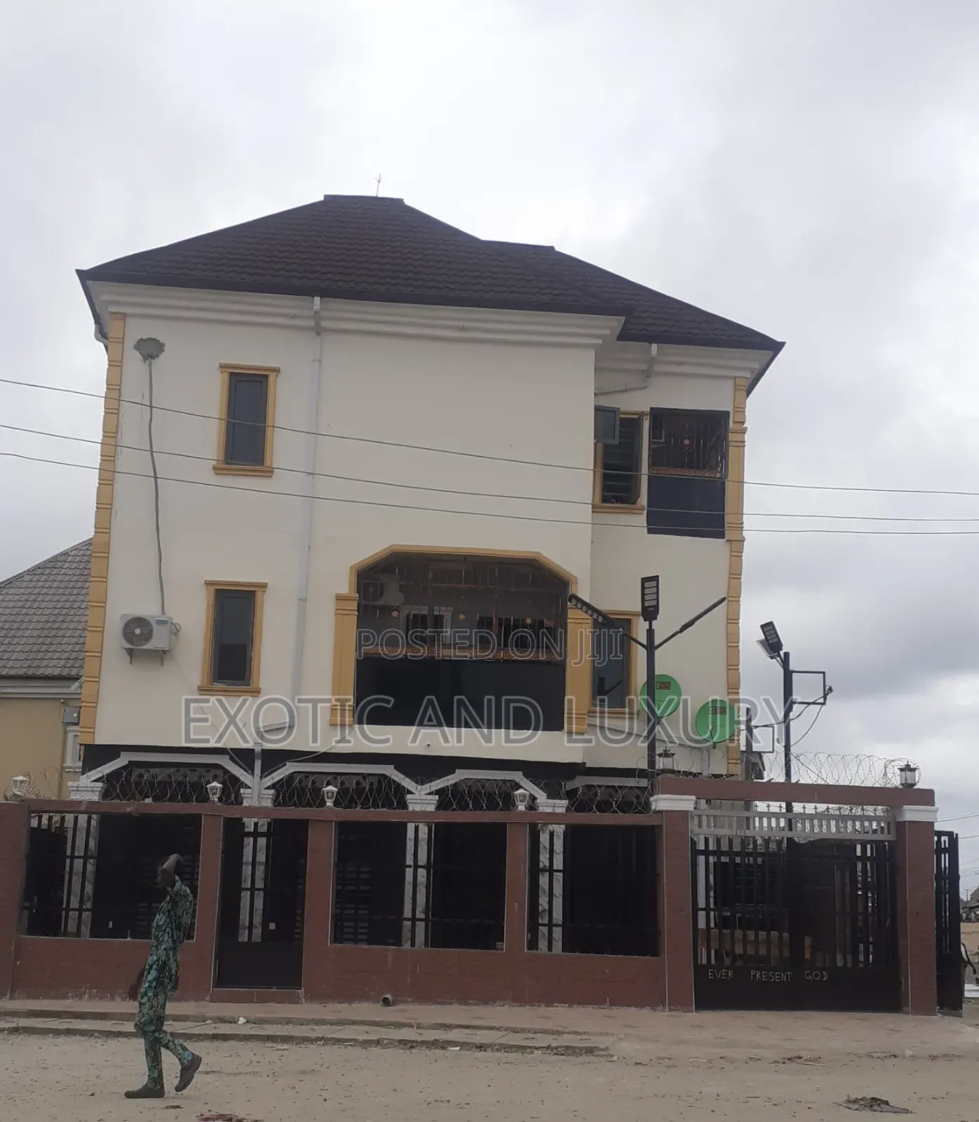 Mini Flat in Ikorodu Road / Ilupeju for rent in Ikorodu Road / Ilupeju
