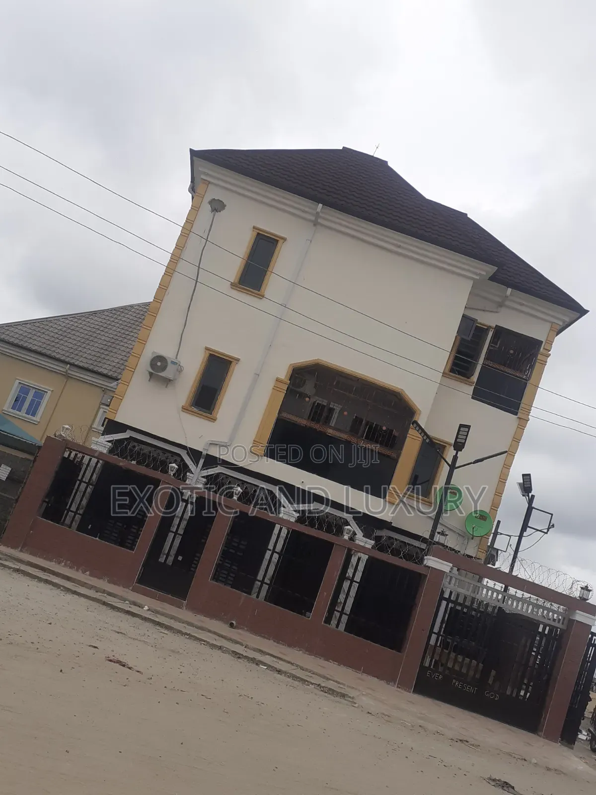 Mini Flat in Ikorodu Road / Ilupeju for rent in Ikorodu Road / Ilupeju