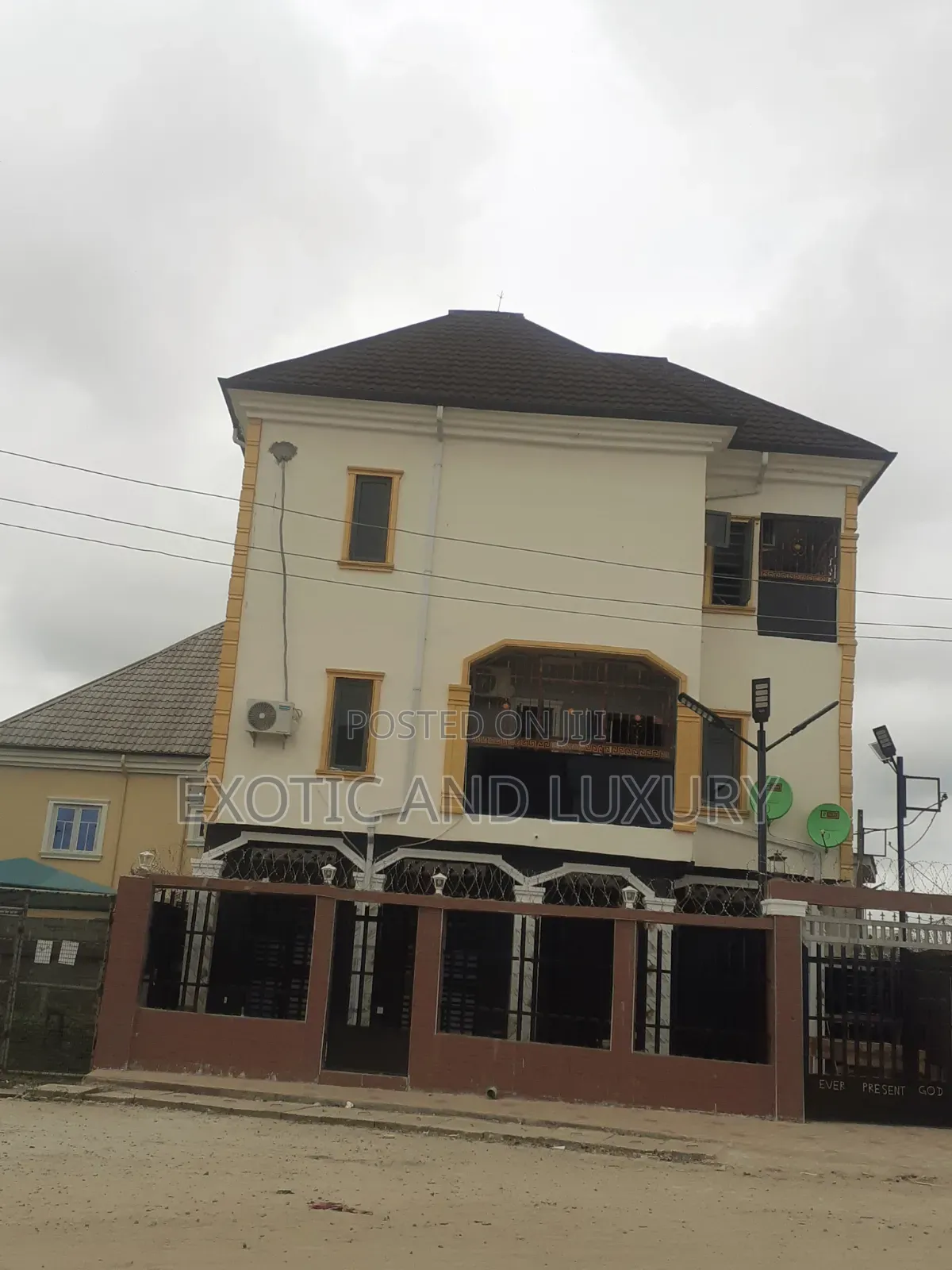 Mini Flat in Ikorodu Road / Ilupeju for rent in Ikorodu Road / Ilupeju