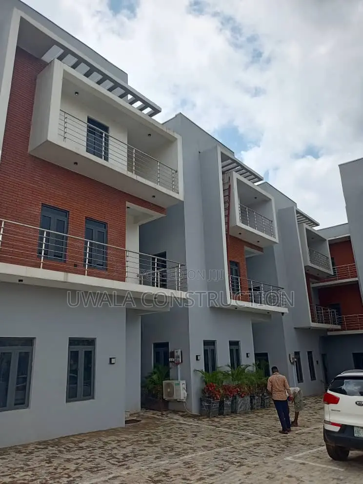 Furnished 4bdrm Duplex in Mabushi for sale in Mabushi