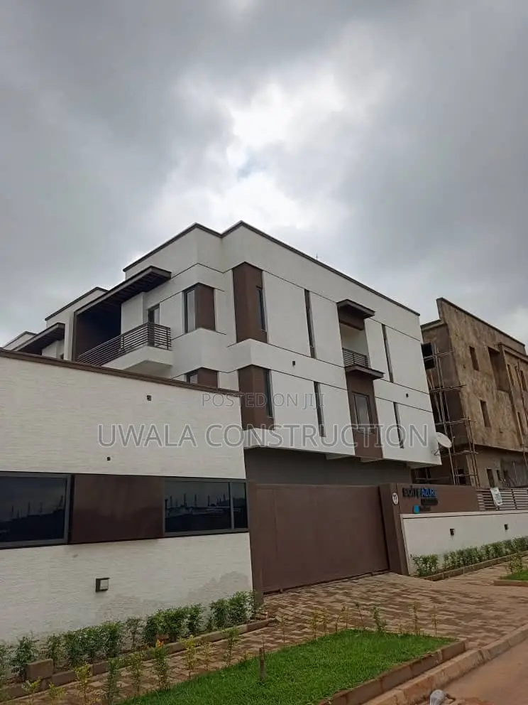 Furnished 4bdrm Duplex in Mabushi for sale in Mabushi