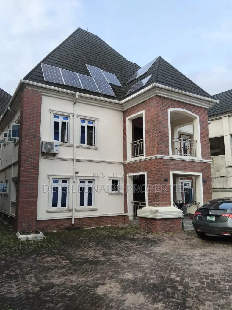 5bdrm Duplex in Owerri for sale in Owerri