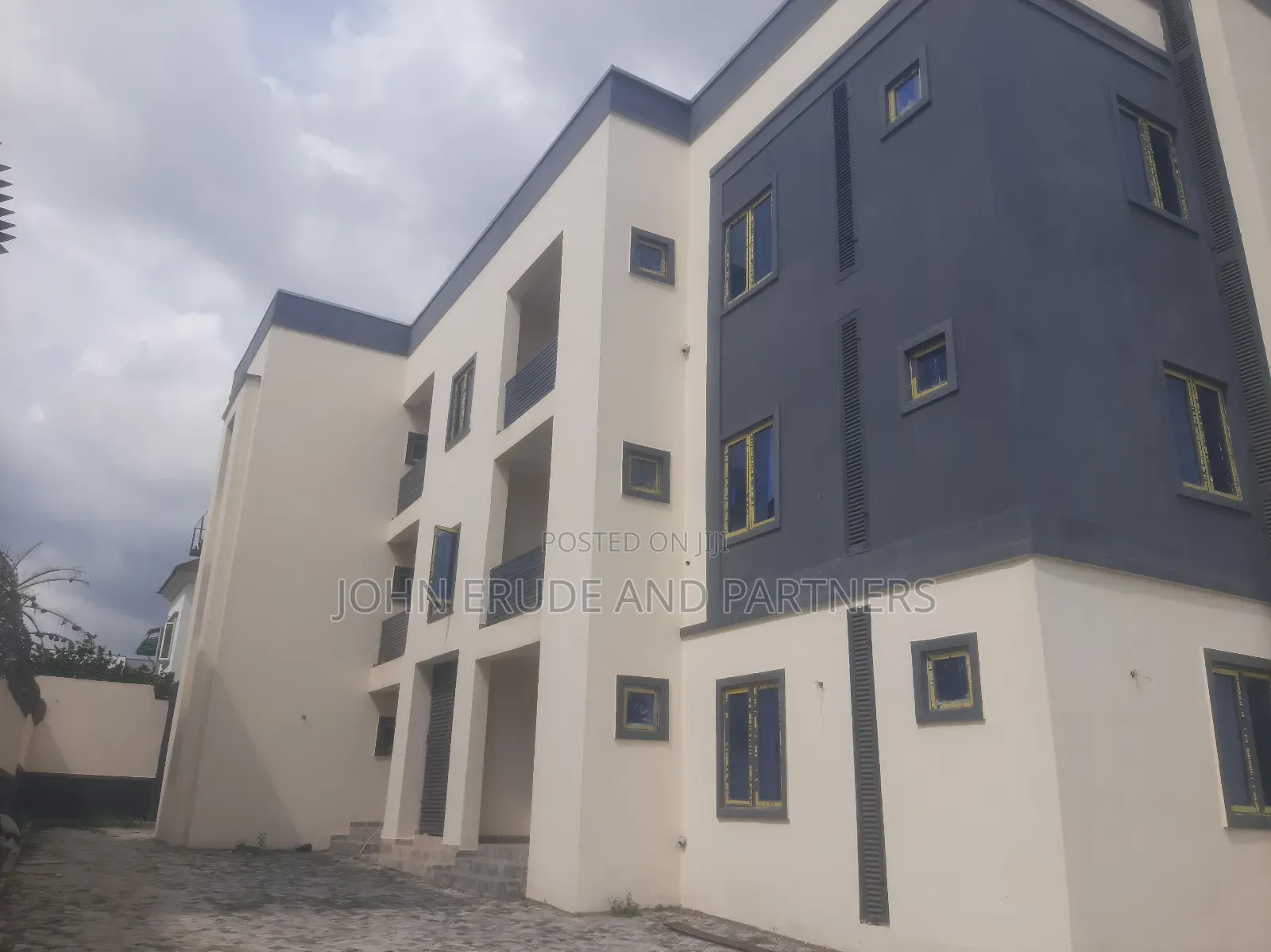 2bdrm Block of Flats in F01 Main Estate for sale in Kubwa