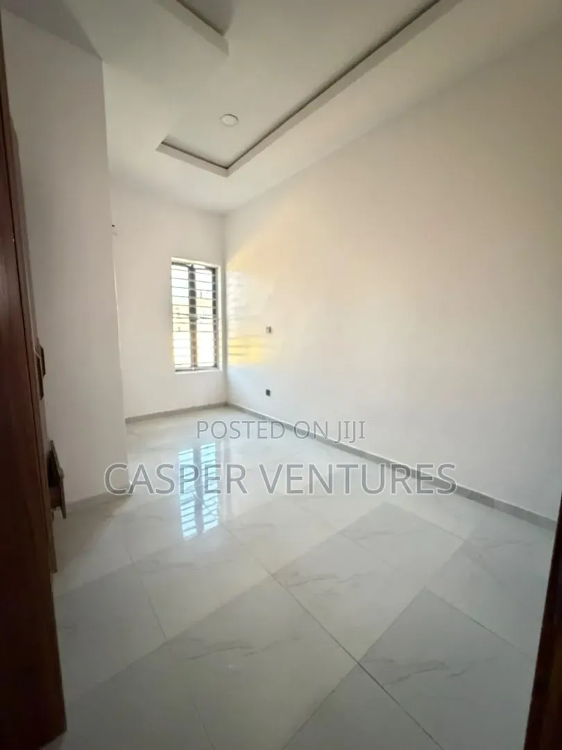 1bdrm Shared Apartment in New Road, Lekki Phase 2 for rent in Lekki Phase 2