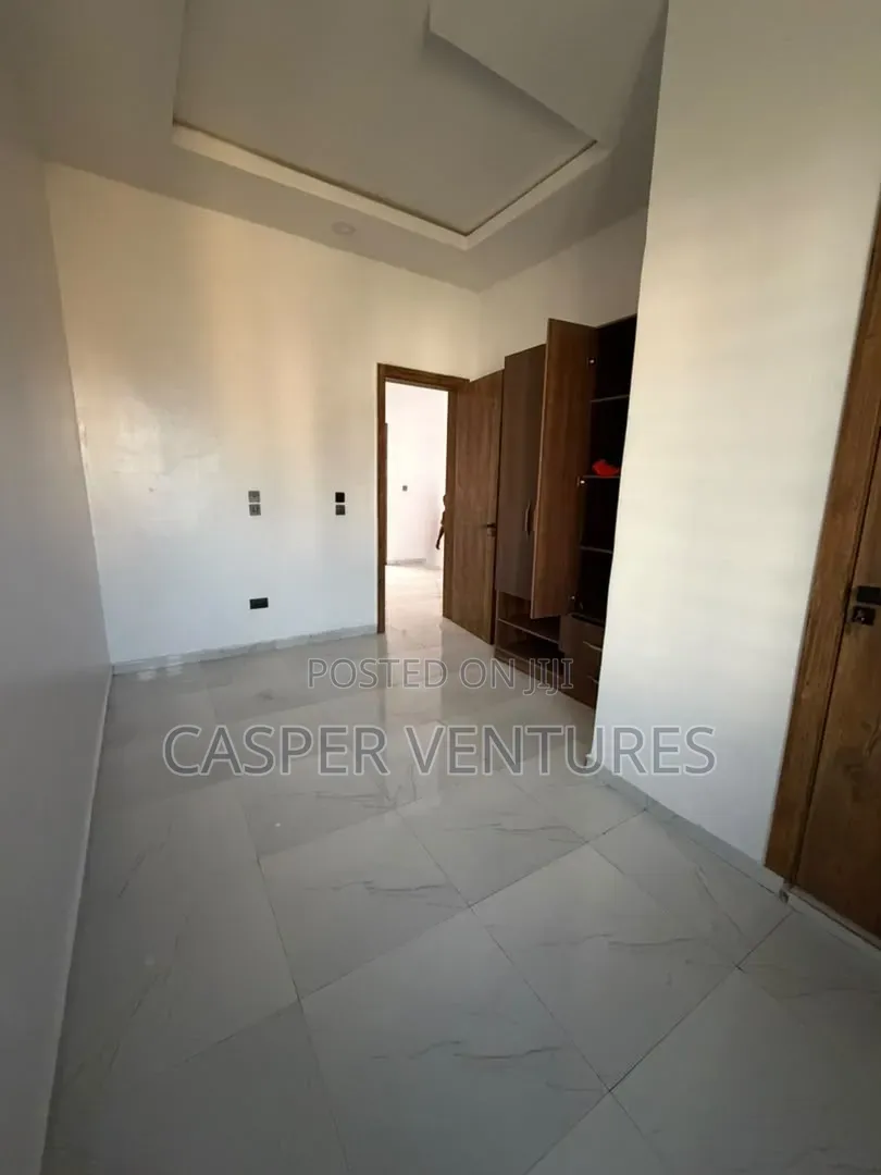 1bdrm Shared Apartment in New Road, Lekki Phase 2 for rent in Lekki Phase 2