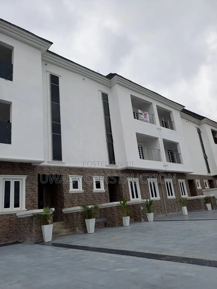 Furnished 5bdrm Duplex in Mabushi for rent in Mabushi