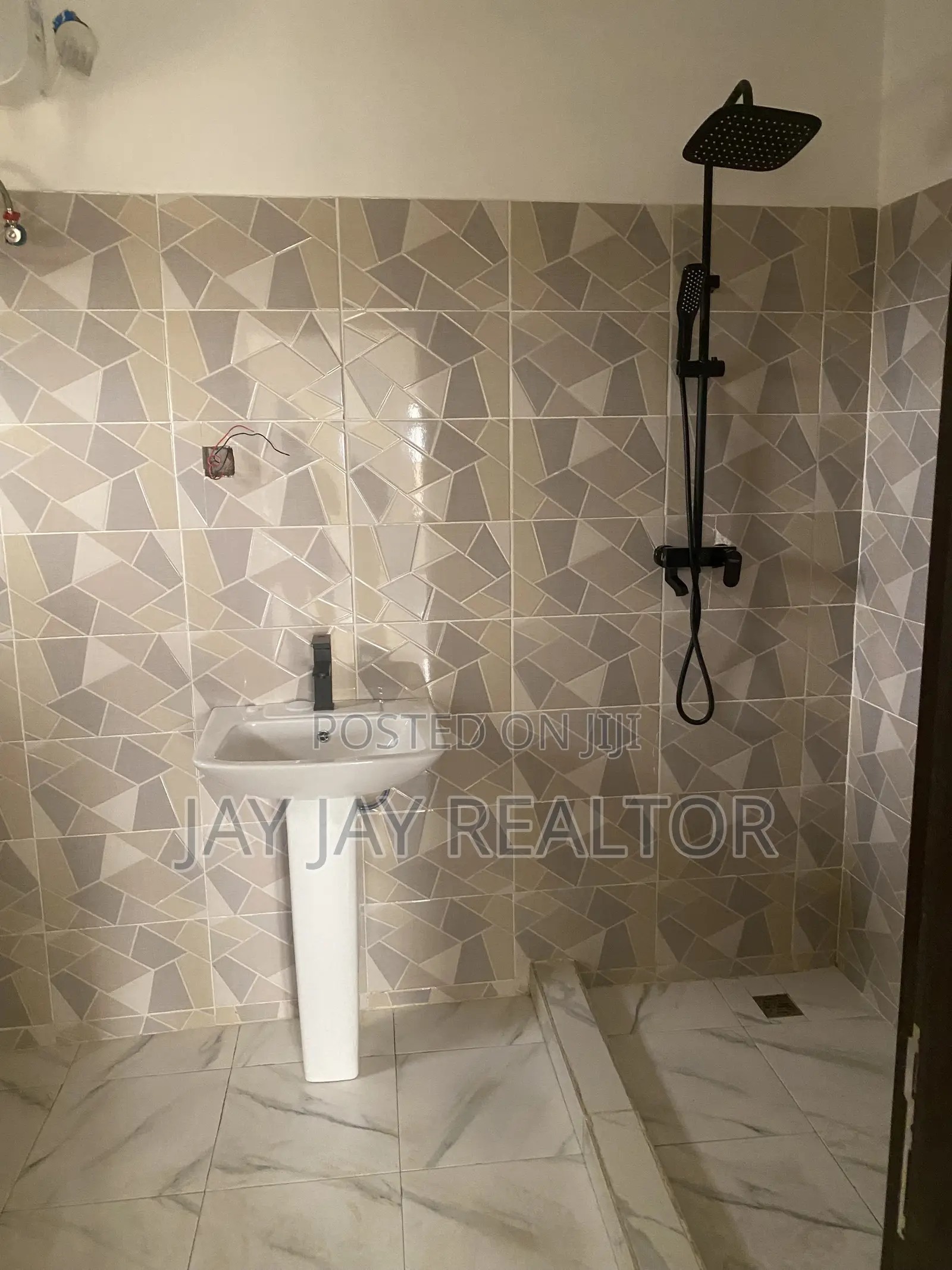 2bdrm Block of Flats in Gaduwa for sale in Gaduwa