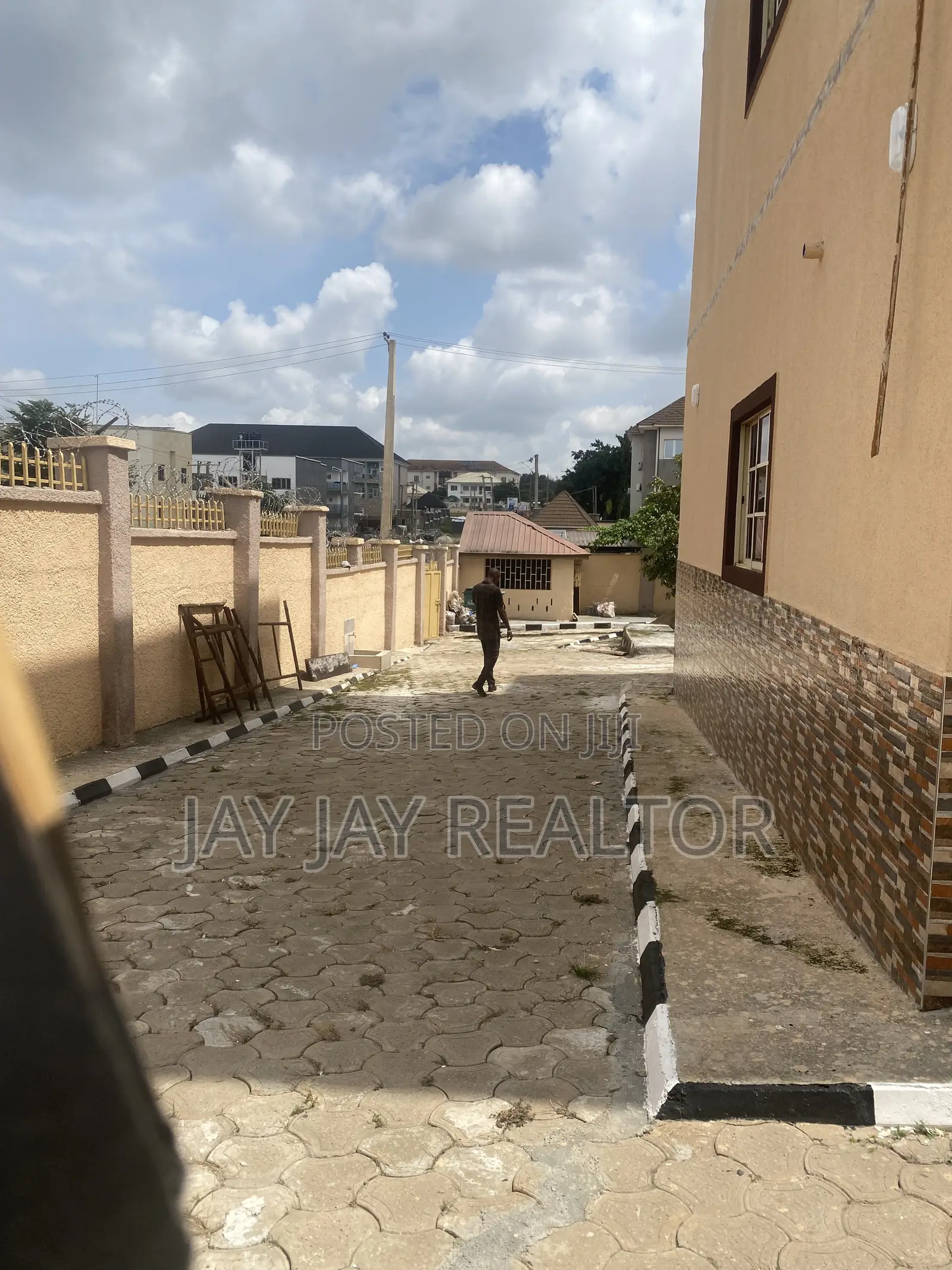 3bdrm Block of Flats in Lifecamp for rent in Life Camp
