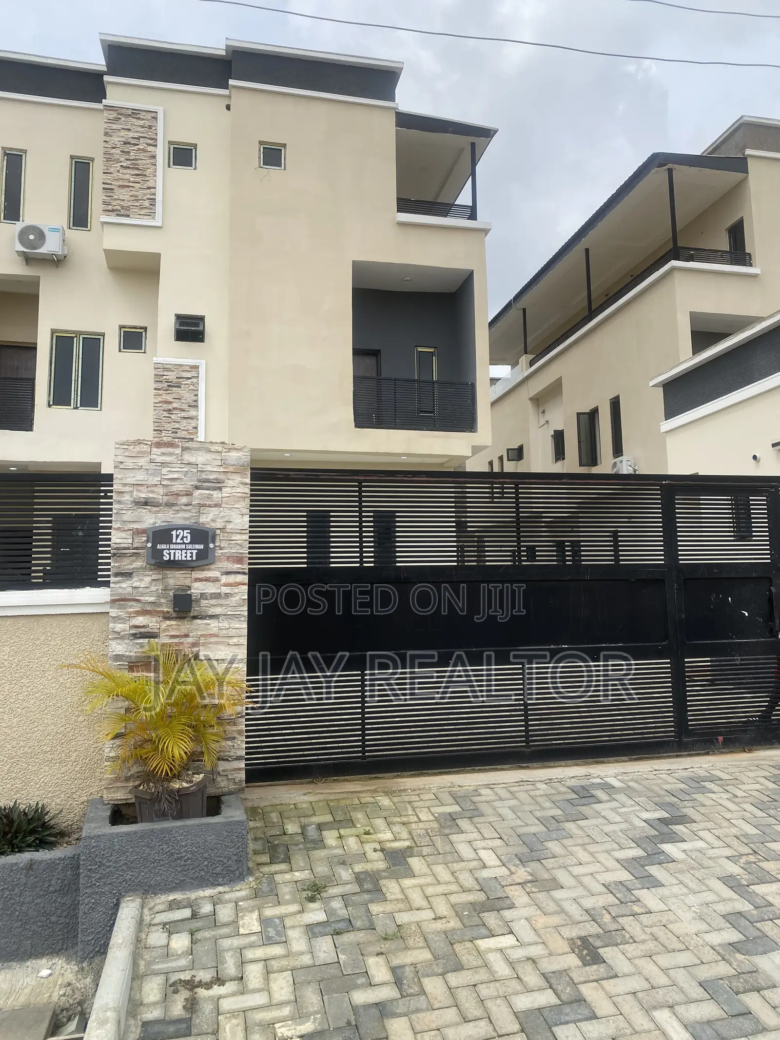3bdrm Block of Flats in Idu for rent in Idu