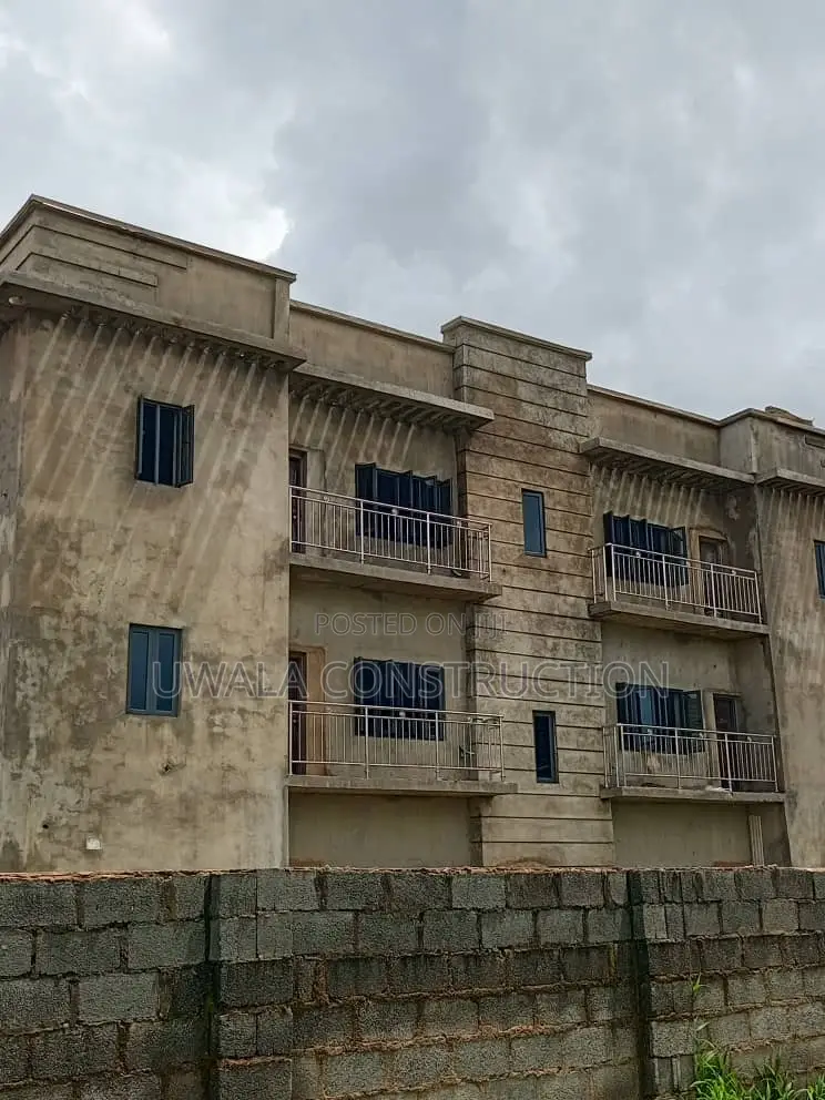 Furnished 4bdrm Duplex in Mabushi for sale in Mabushi