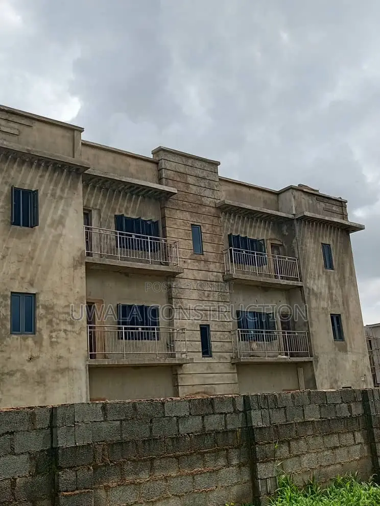 Furnished 4bdrm Duplex in Mabushi for sale in Mabushi