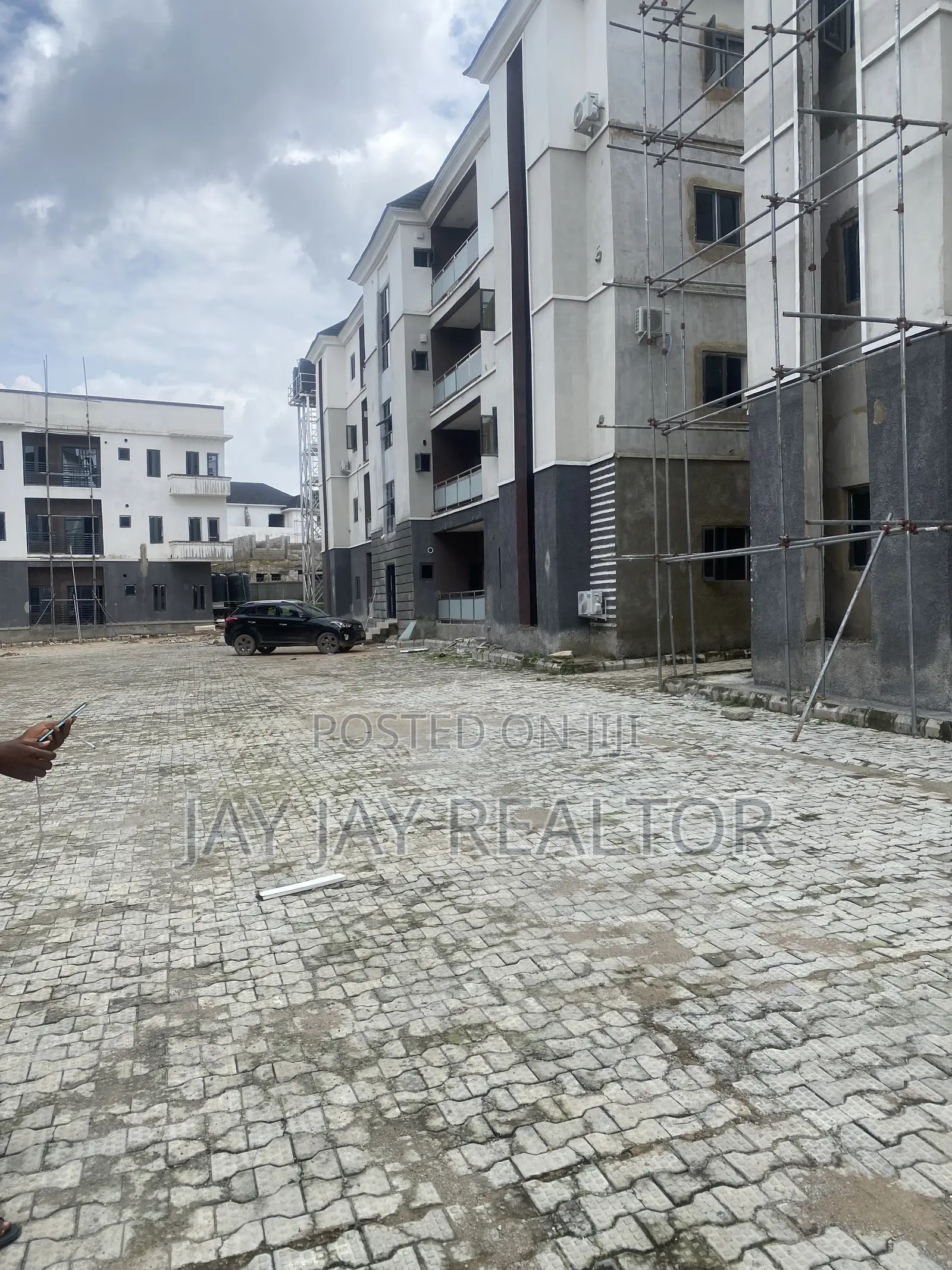 3bdrm Block of Flats in Idu for rent in Idu