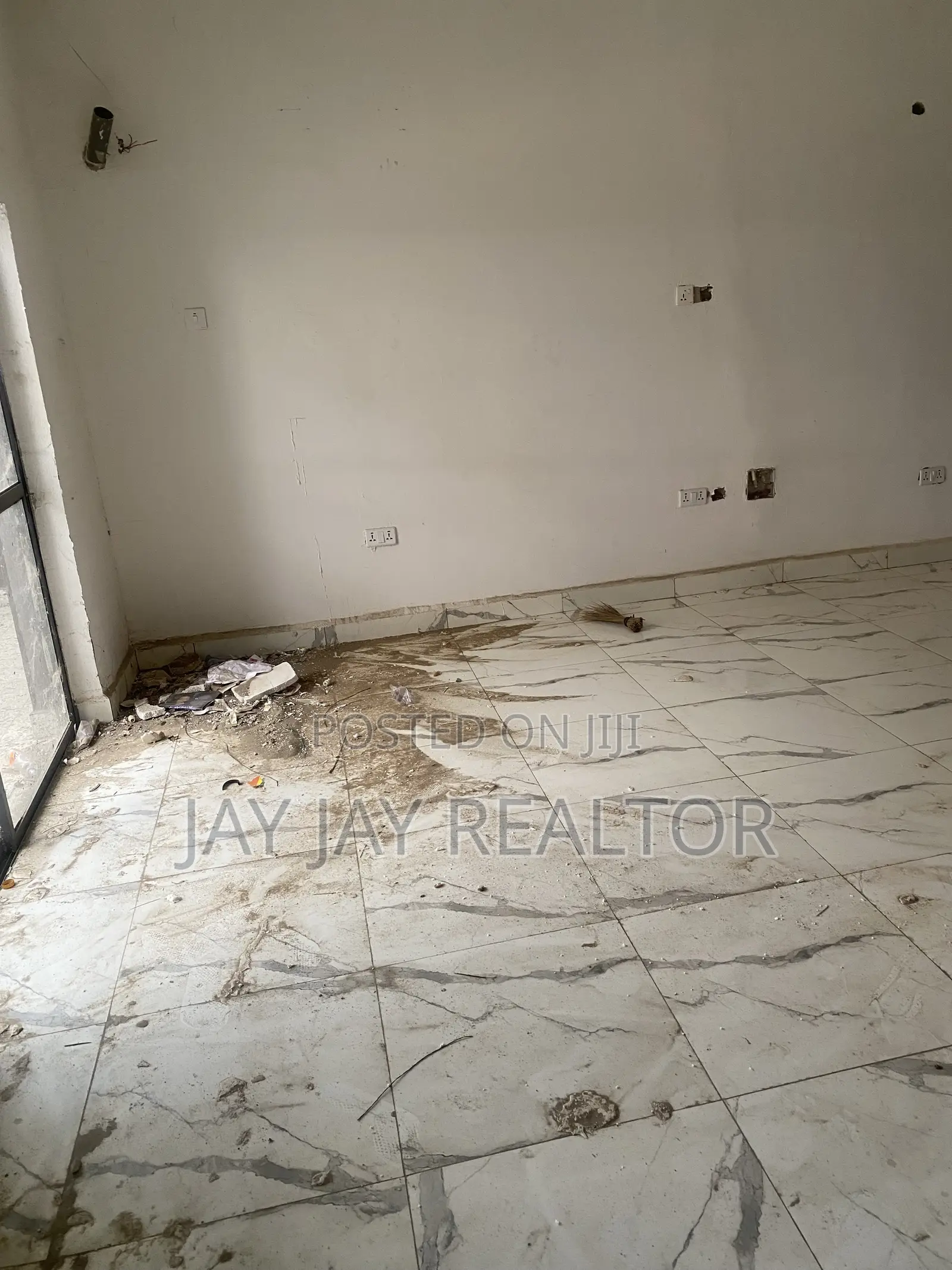 3bdrm Block of Flats in Idu for rent in Idu