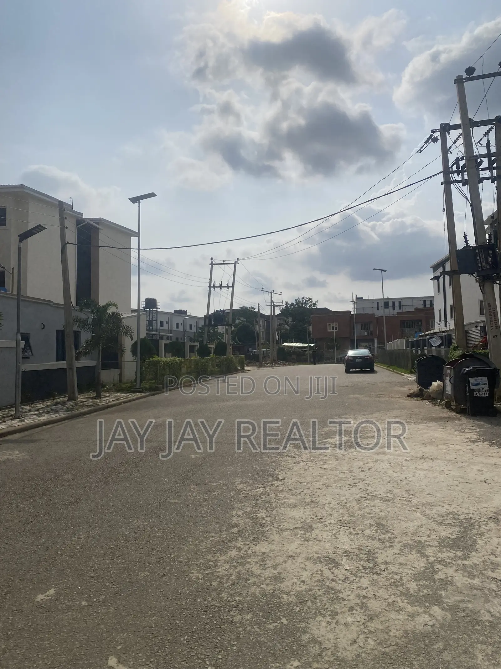 4bdrm Duplex in Jahi Gilmor for sale in Jahi