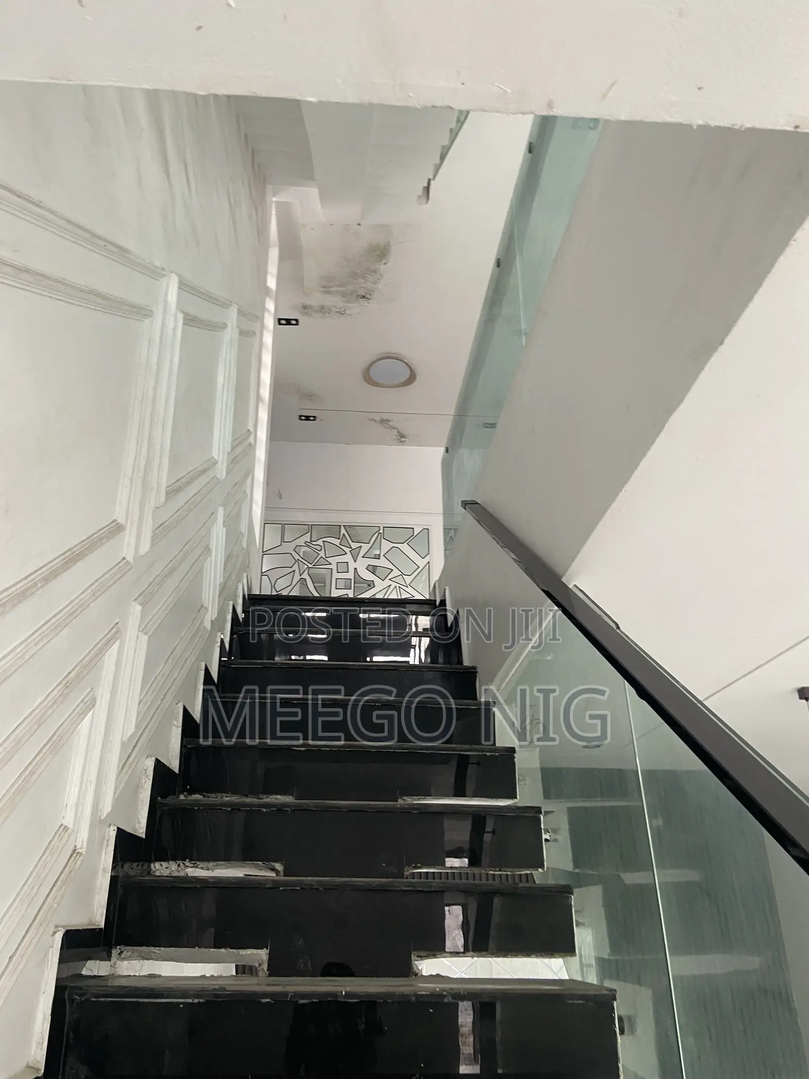 5bdrm Duplex in Ikota Ajah for sale in Ikota