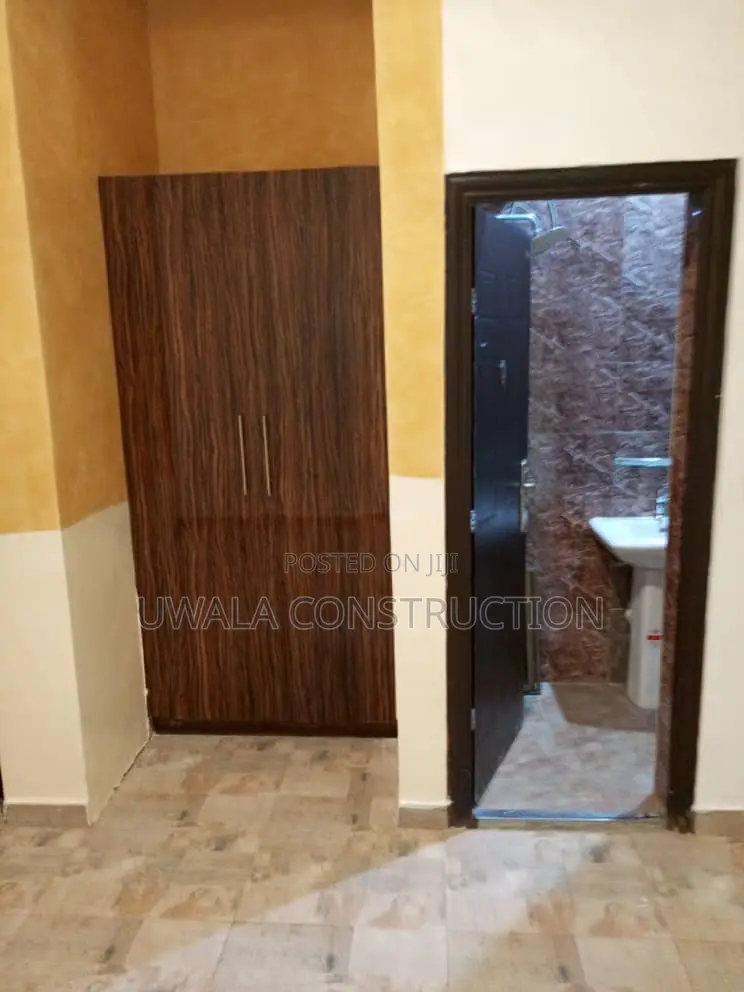 Furnished 5bdrm Apartment in Mabushi for rent in Mabushi