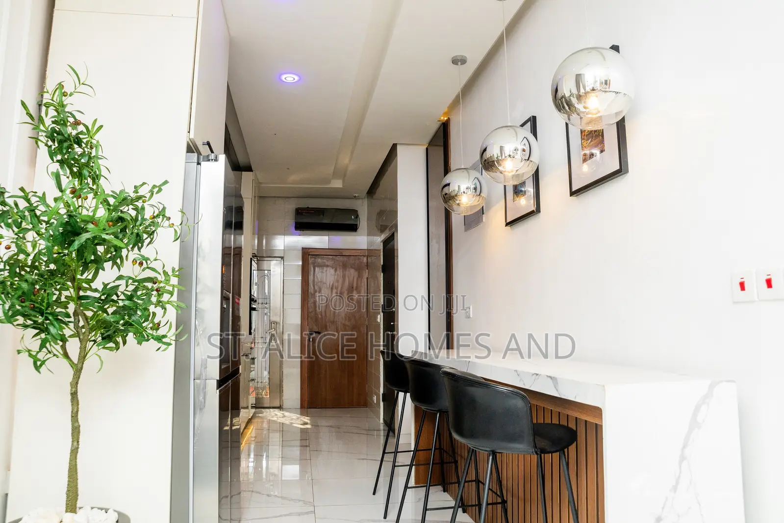 Broaday Double Comfort Retreat 2 Bedroom Apartment With RoofTop in Ogudu GRA