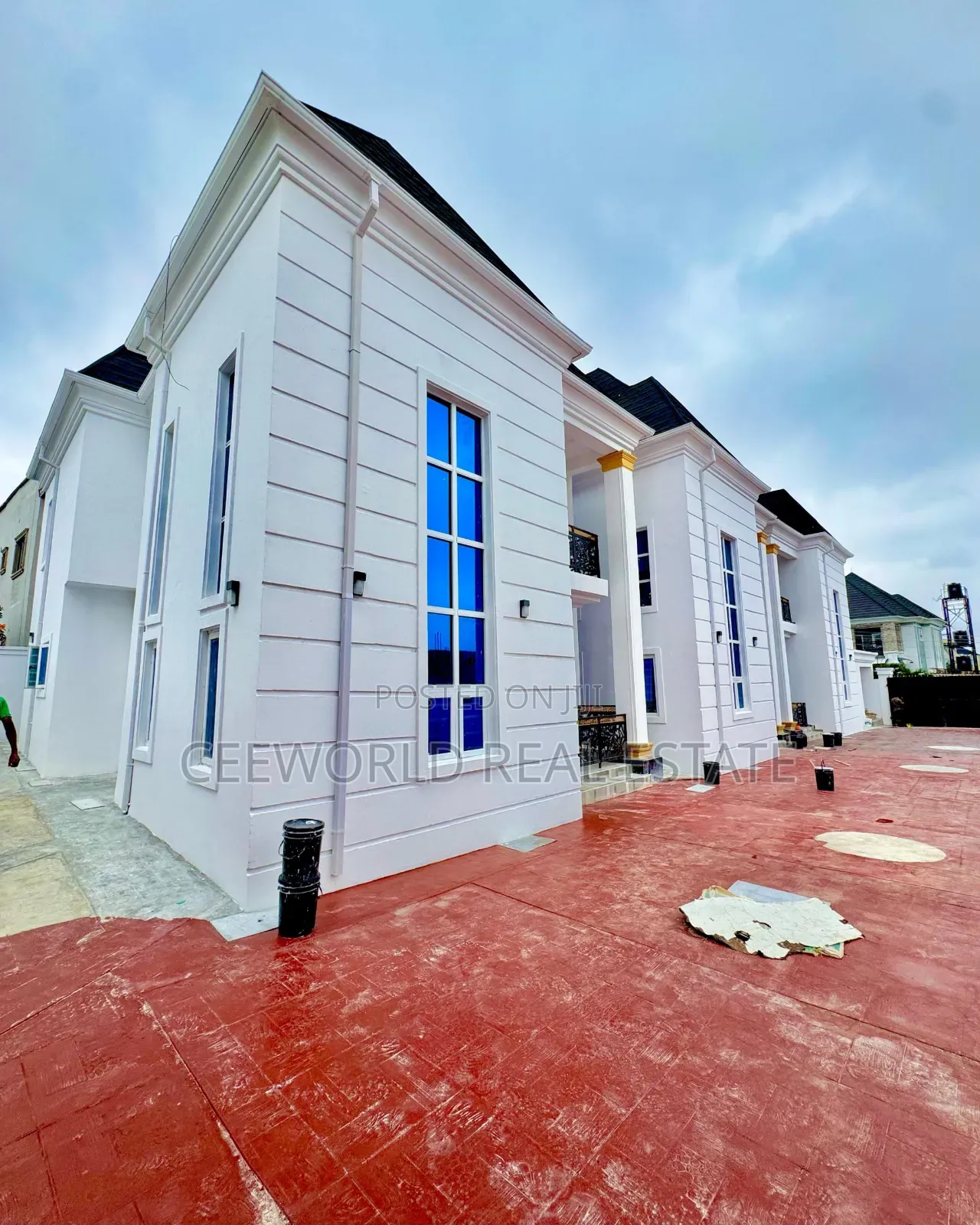 3bdrm Duplex in Kolapo Ishola Gra, Akobo for rent in Akobo