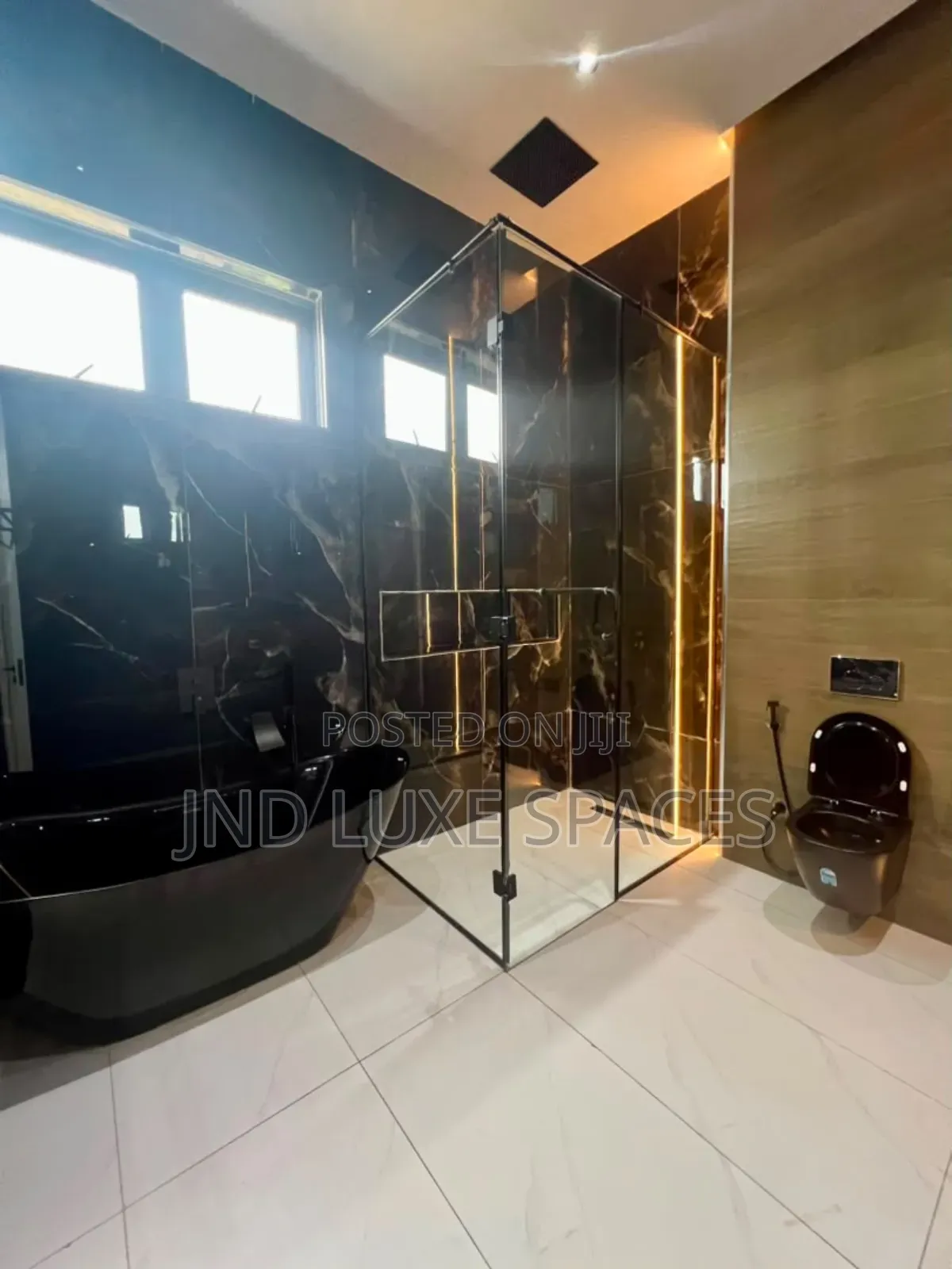 5bdrm Duplex in Ikota for sale in Ikota