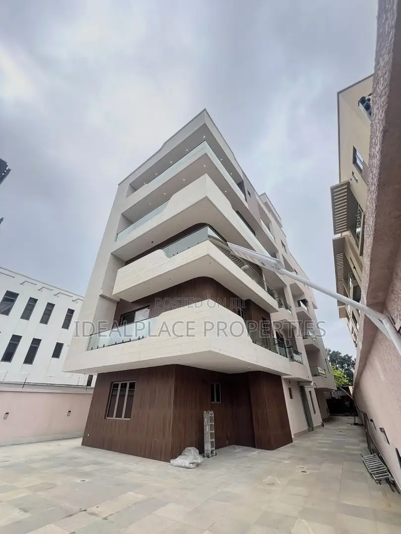 3bdrm Apartment in Old Ikoyi for rent in Old Ikoyi