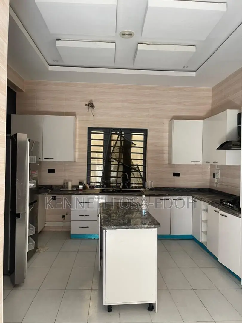 Furnished 5bdrm Duplex in New Era Estate, Jakande for sale in Jakande