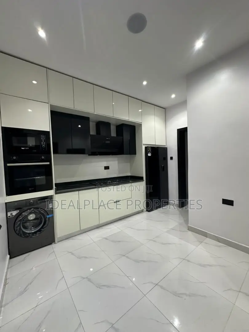 2bdrm Apartment in Lekki Phase 1 for sale in Lekki Phase 1