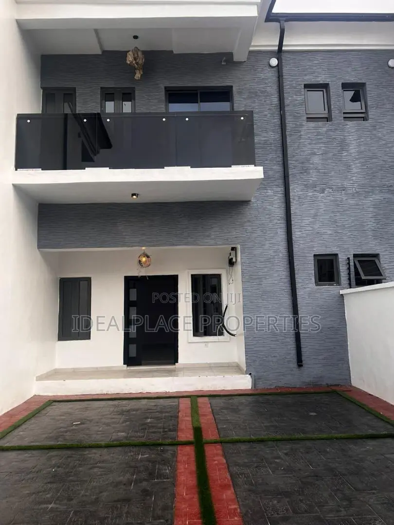 3bdrm Townhouse / Terrace in Lekki for rent in Lekki