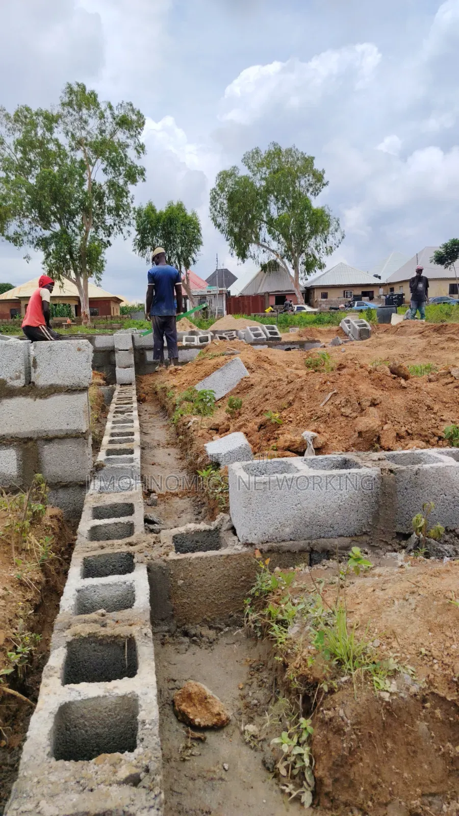 Buildable Land in a Sweet Neighborhood in Phase 4 / Jikwoyi