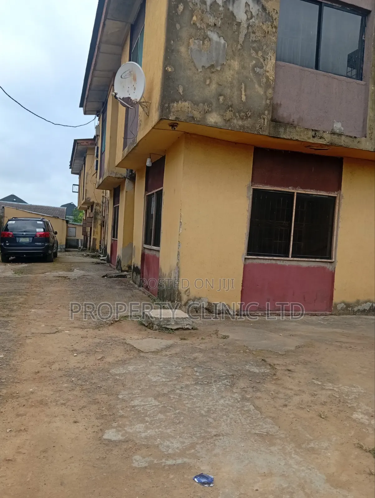 3bdrm Block of Flats in Unity Estate, Abaranje for sale in Abaranje