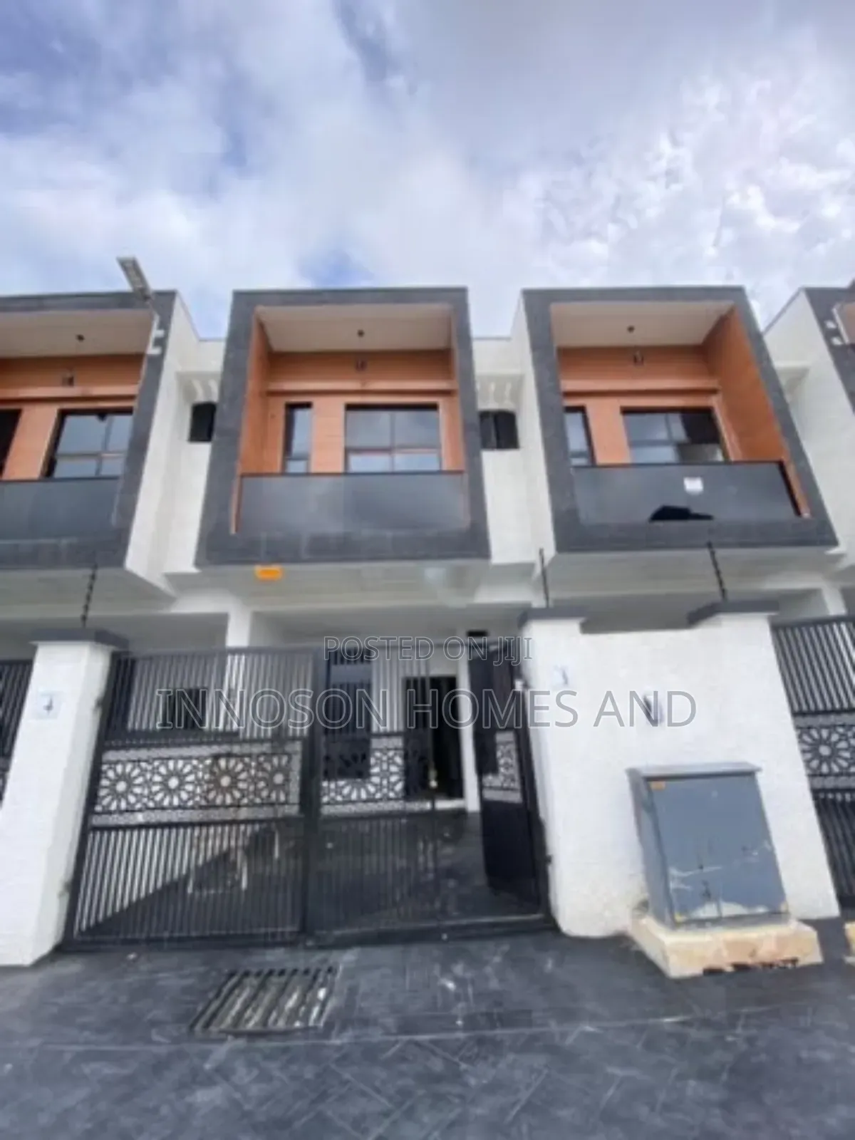 3bdrm Townhouse/Terrace in Sangotedo for sale in Sangotedo