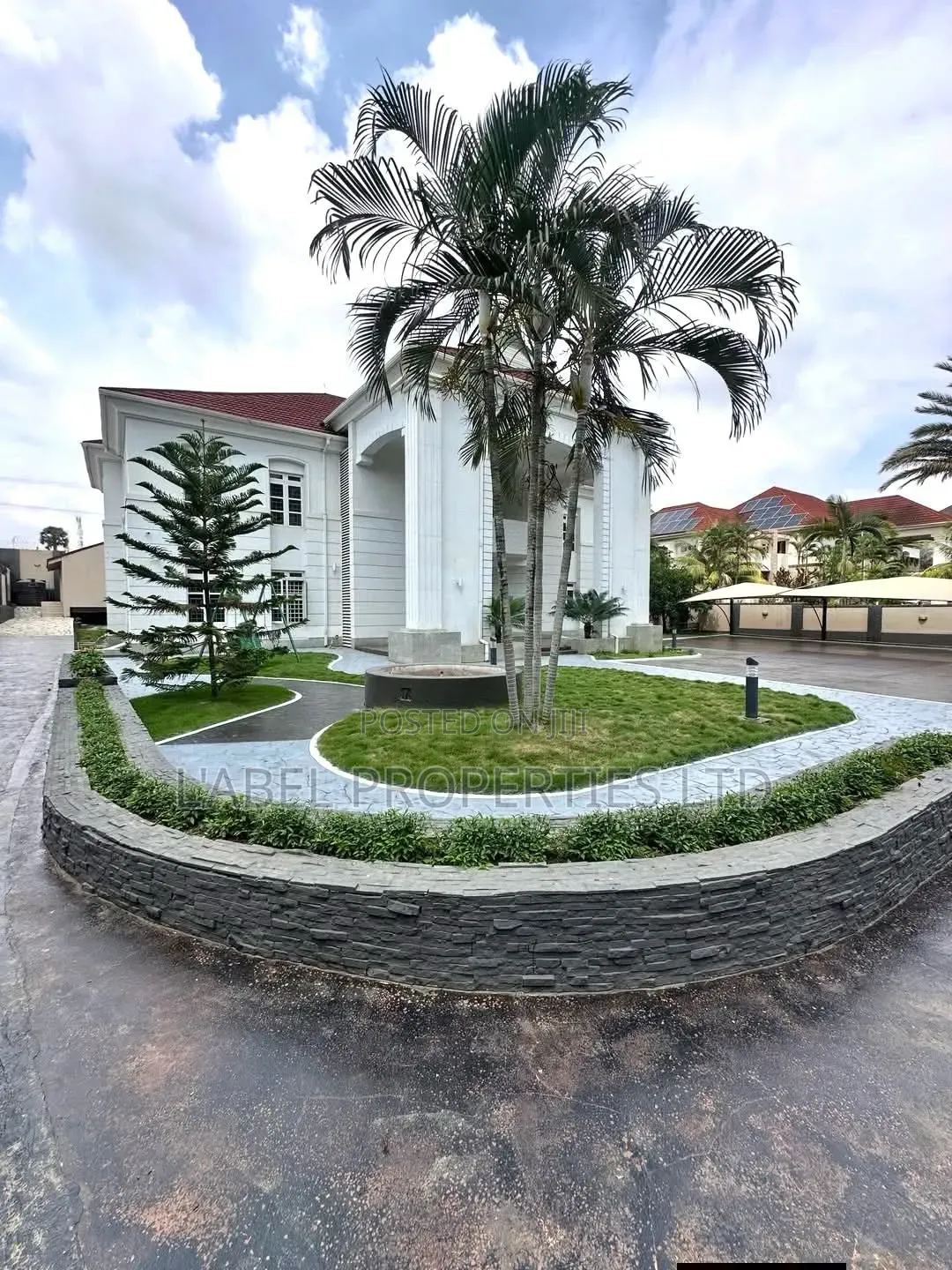 5bdrm Mansion in Apo Legislative, Gudu for sale in Gudu