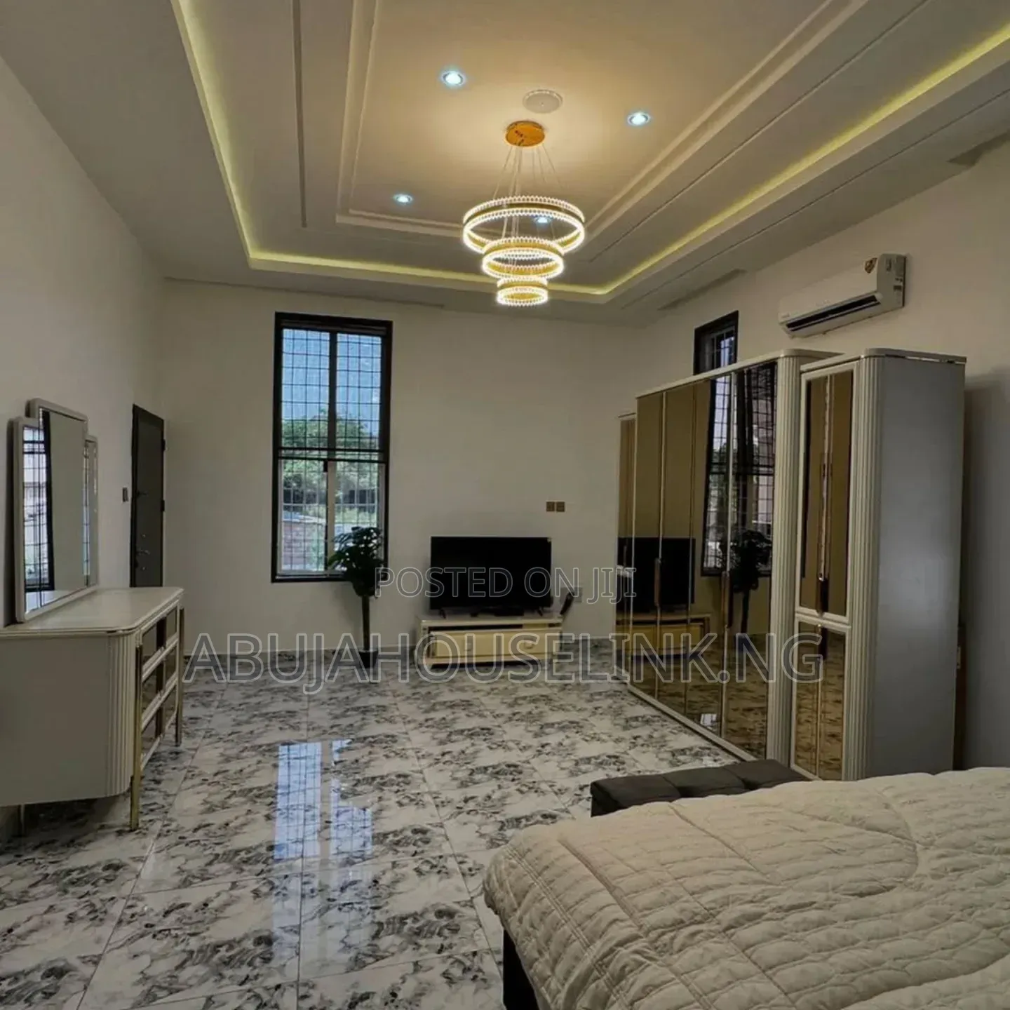 Furnished 5bdrm Duplex in Apo Resettlement for sale in Apo Resettlement