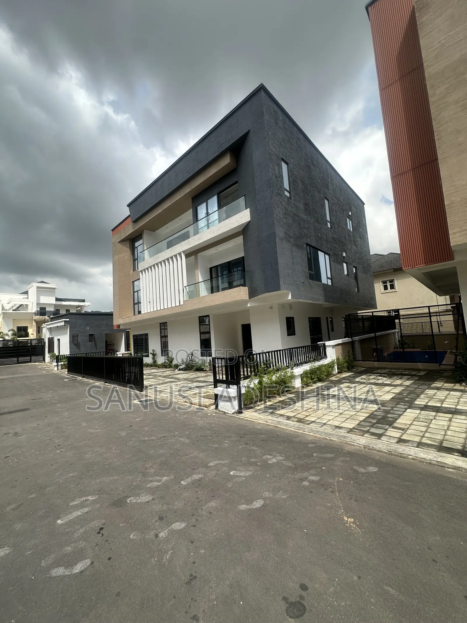 5bdrm Duplex in Katampe, Gwarinpa for rent in Gwarinpa