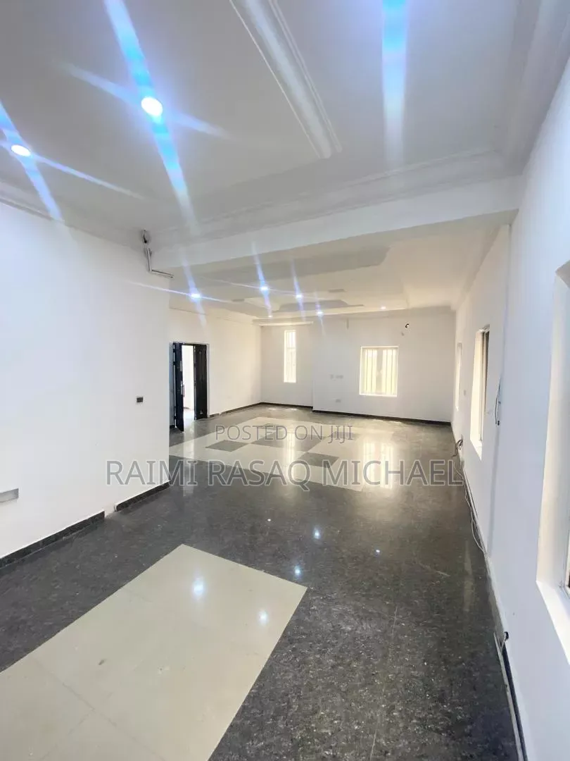 Furnished 5bdrm Duplex in Pinnacle, Lekki Phase 2 for rent in Lekki Phase 2