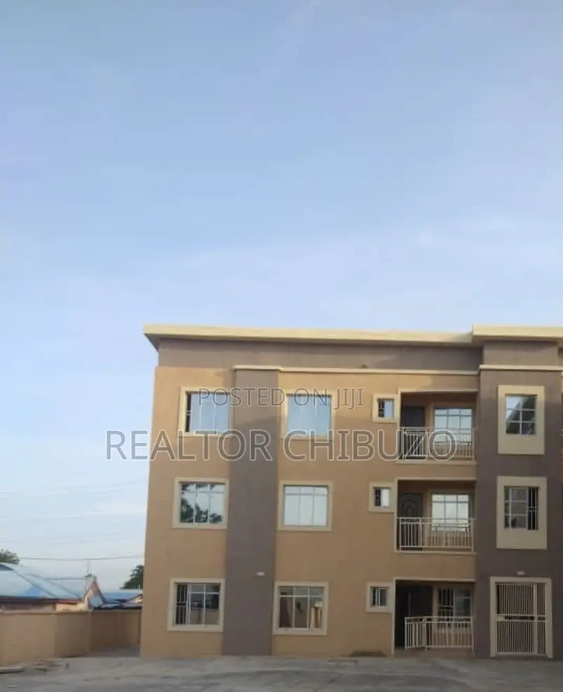 3bdrm Block of Flats in Abuja Top Realty, FHA for sale in FHA