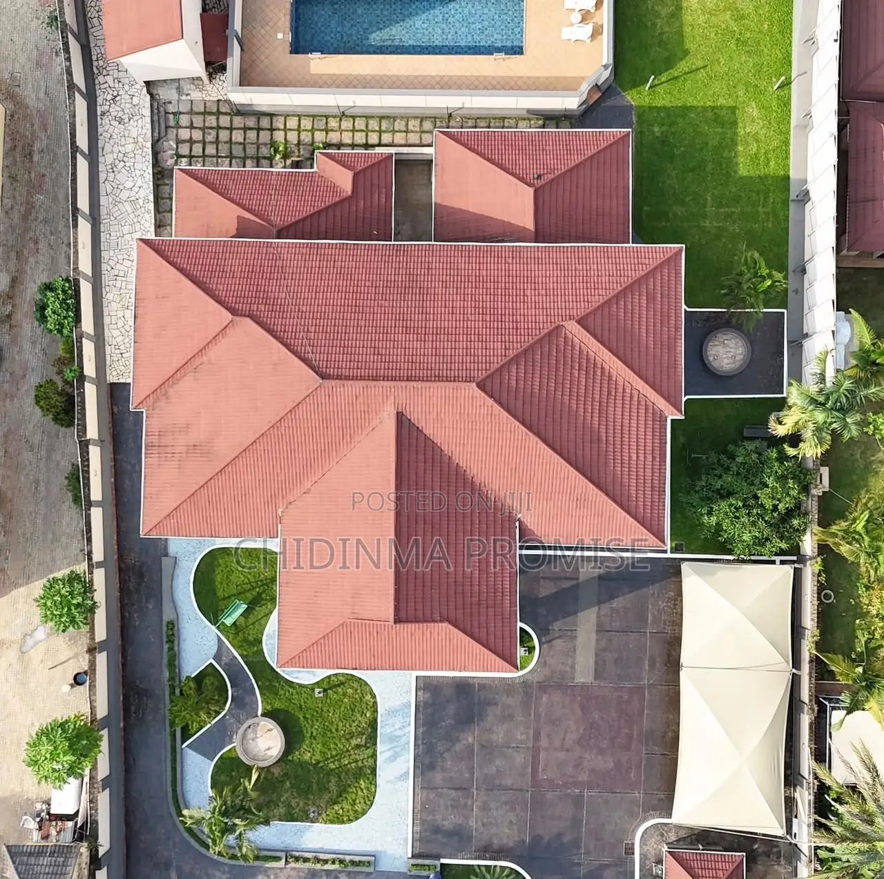 7bdrm Duplex in Apo, Zone B for sale in Zone B