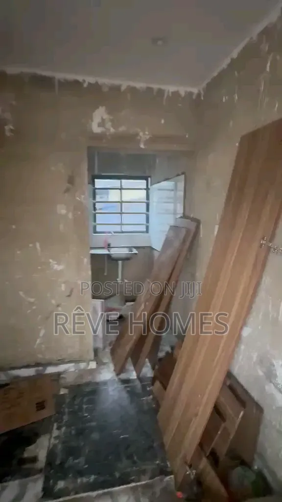 Studio Apartment in Soluyi for rent in Soluyi