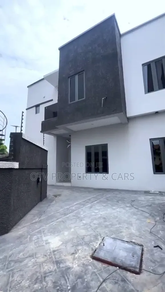 4bdrm Duplex in Omole Phase 1 for sale in Omole Phase 1