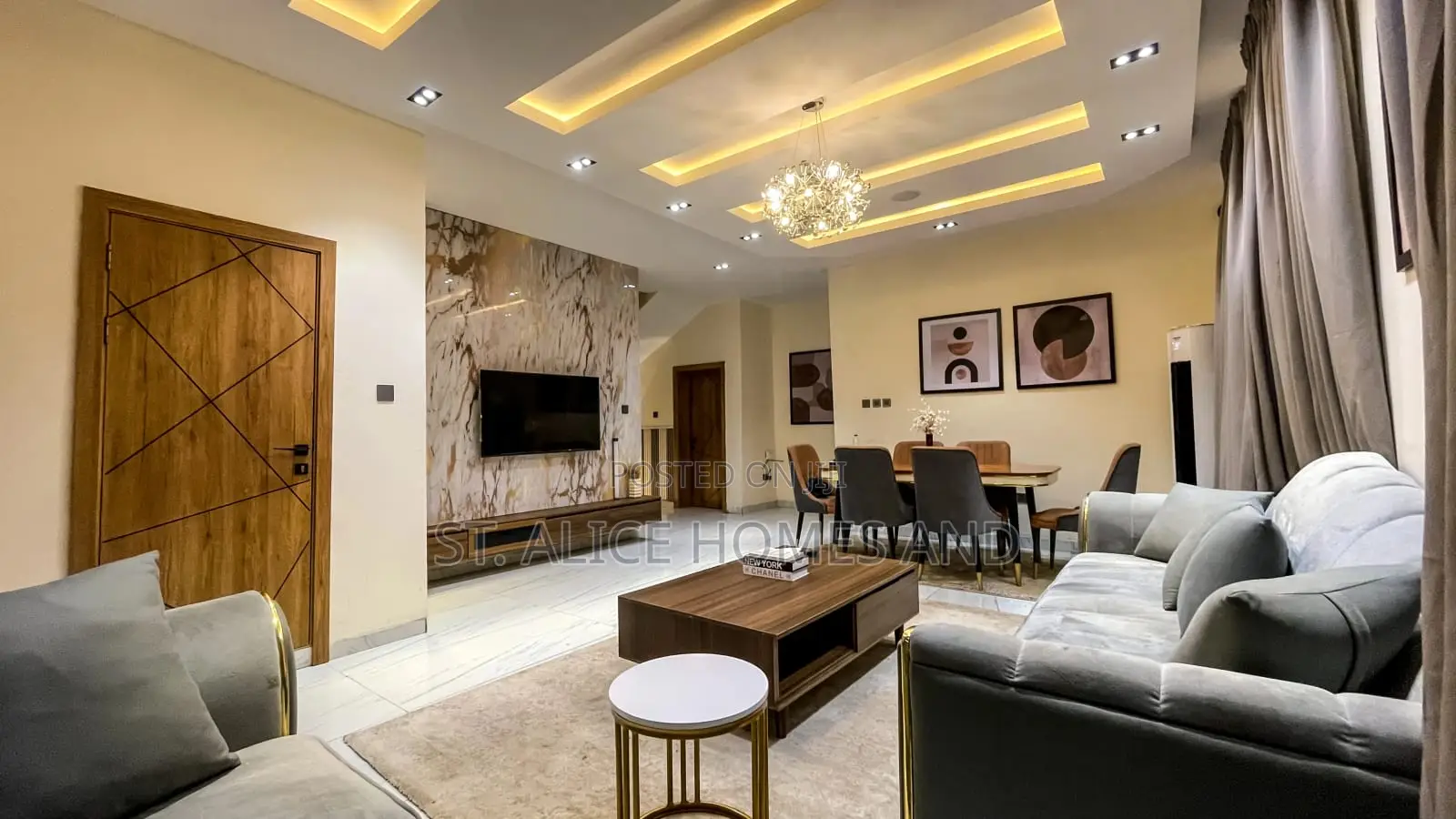 3 Bedroom Detached Duplex With Swimming Pool and Jacuzzi in CHallenge / Ibadan