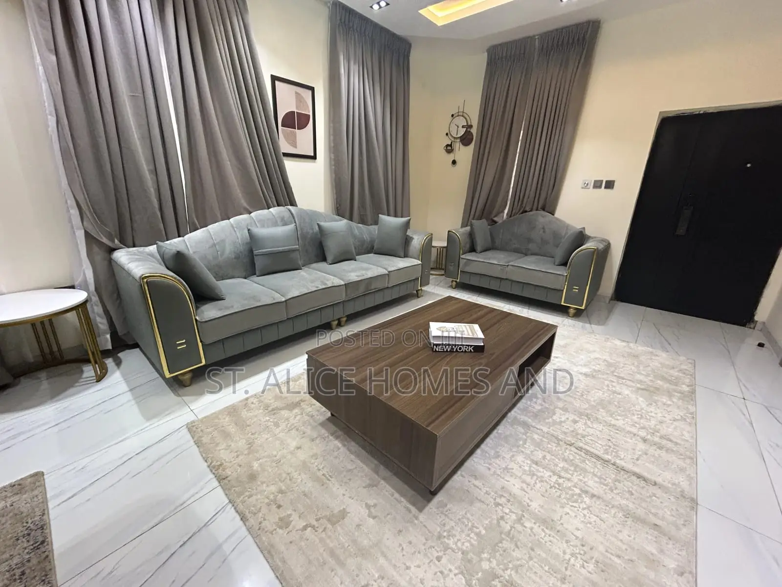 3 Bedroom Detached Duplex With Swimming Pool and Jacuzzi in CHallenge / Ibadan