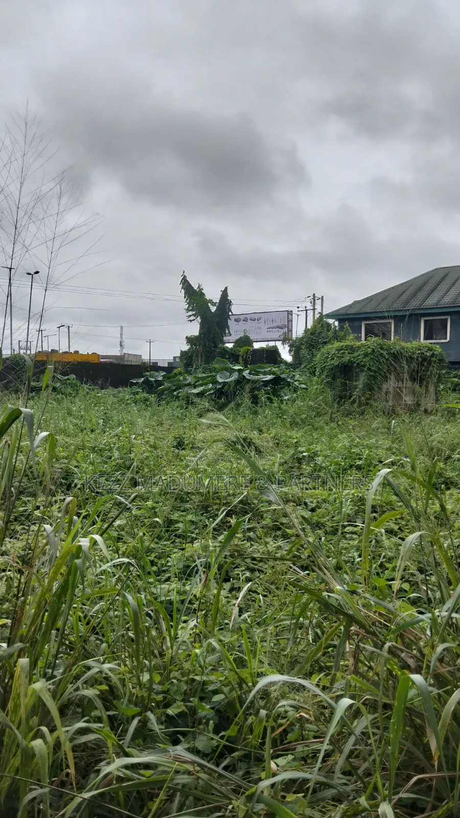 For Sale : 52 Plot Near New Road Eliozu Roundabout, Ph in Port-Harcourt