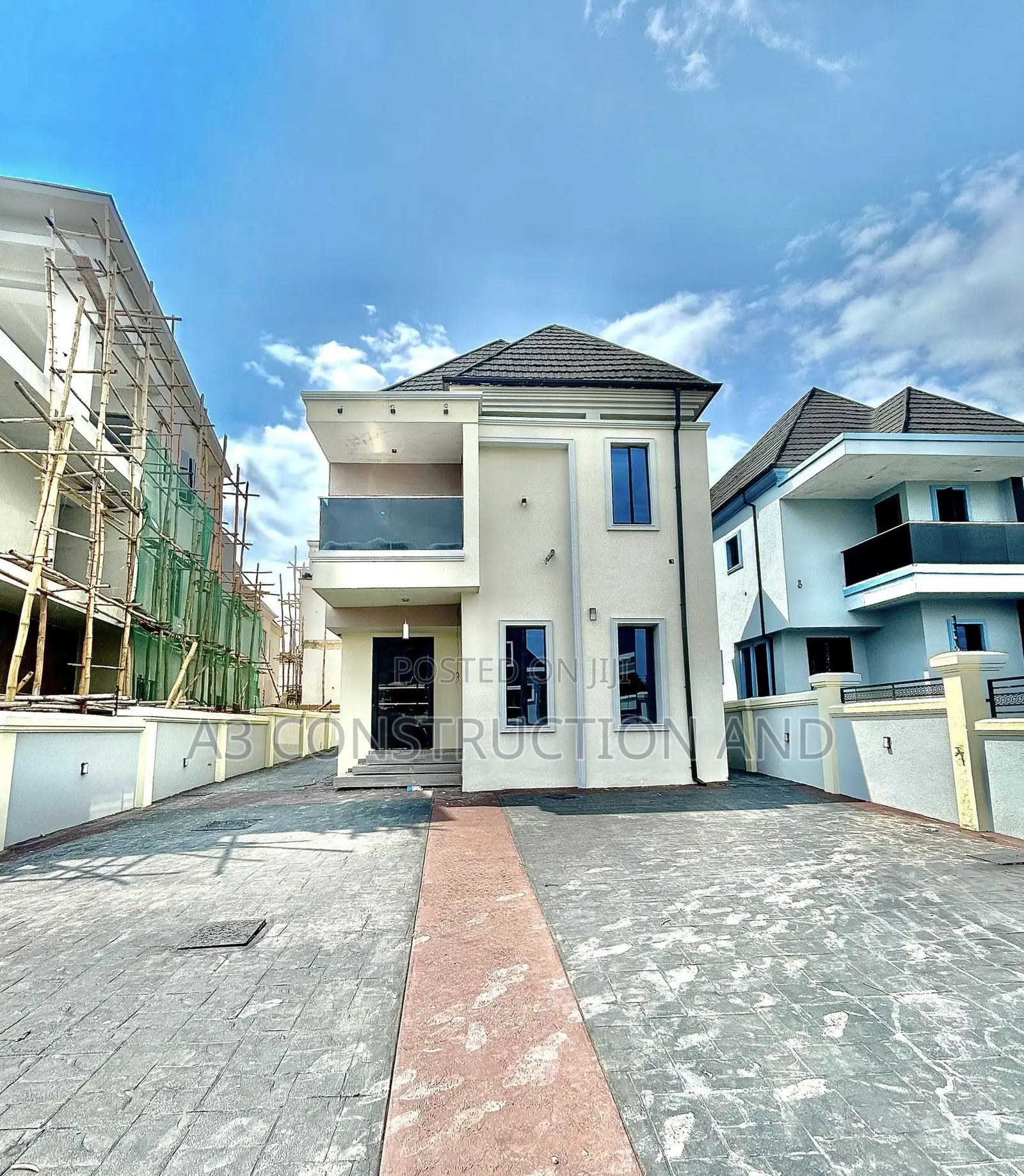 4bdrm Duplex in Carlton Gate Estate,, Akobo for sale in Akobo