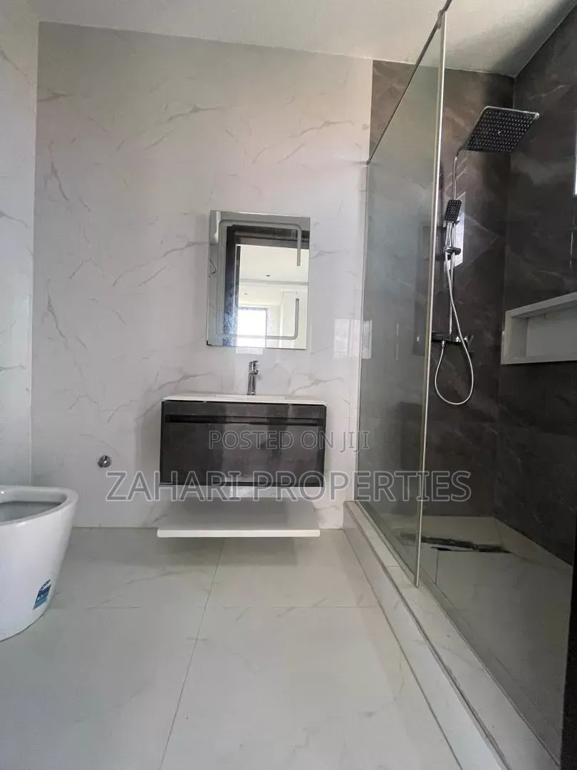 Furnished 4bdrm Duplex in Banana Island for rent in Banana Island