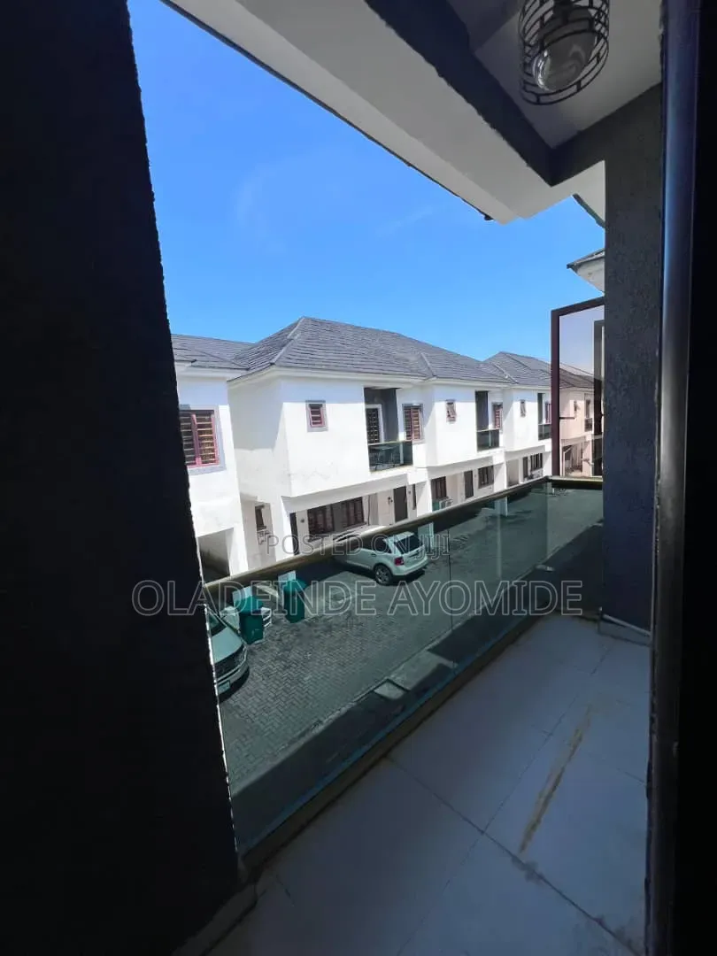 Studio Apartment in Chevron for rent in Chevron