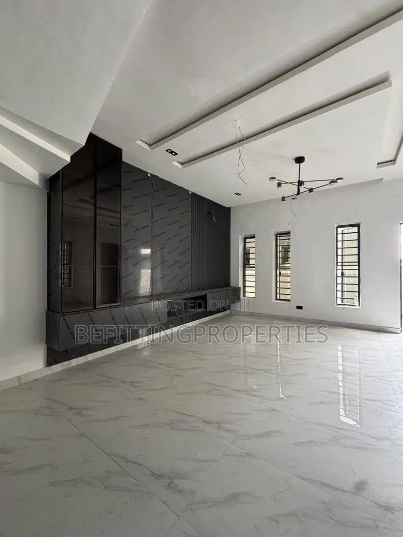 4bdrm Duplex in Lekki for sale in Lekki