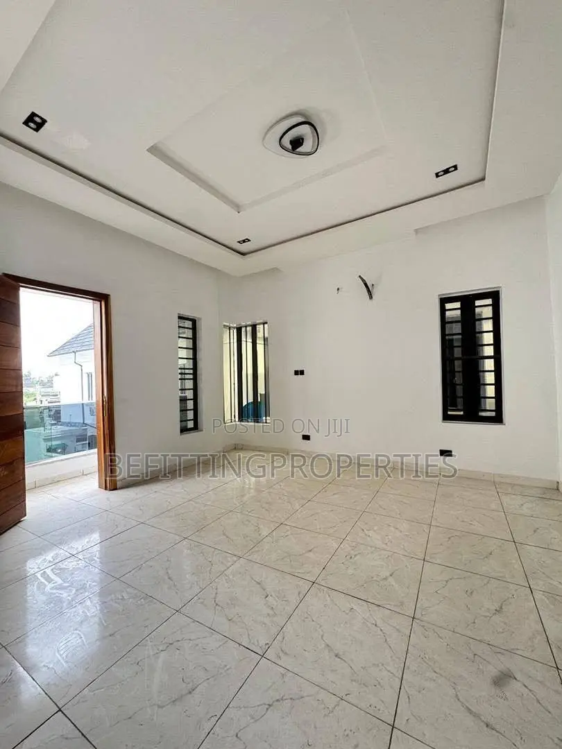 4bdrm Duplex in Lekki for sale in Lekki